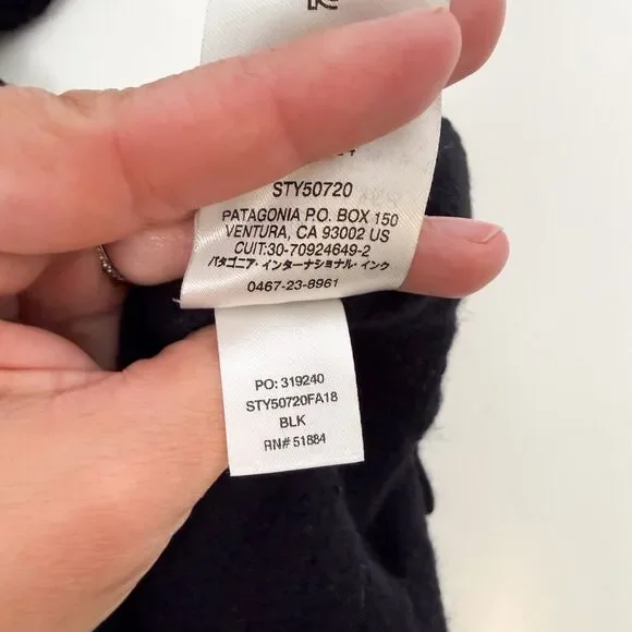 Patagonia Women's Recycled Cashmere Crew in Black Sz Medium Cashmere Wool Blend - Picture 6 of 8